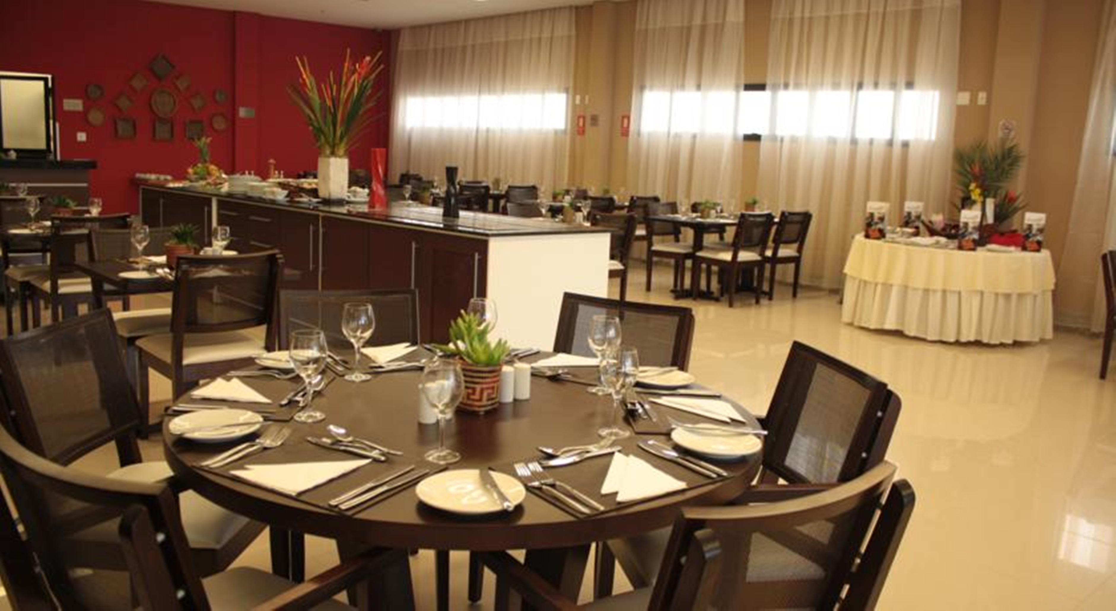 Quality Hotel Manaus Exterior foto
